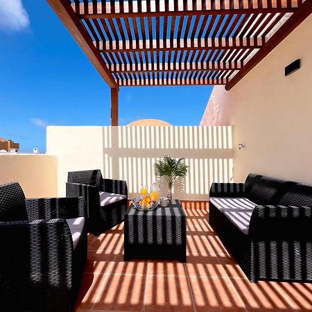 Olympia House Lovely, Close To Town And Beaches With Private Pool & Fast Wifi Corralejo Extérieur photo